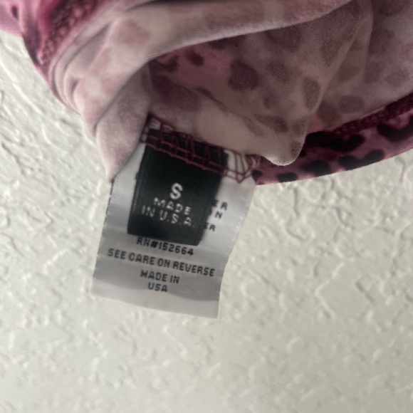 Prince Peter Collection - Cheetah Print Tee Plum - Small - Soft - Picture 4 of 6